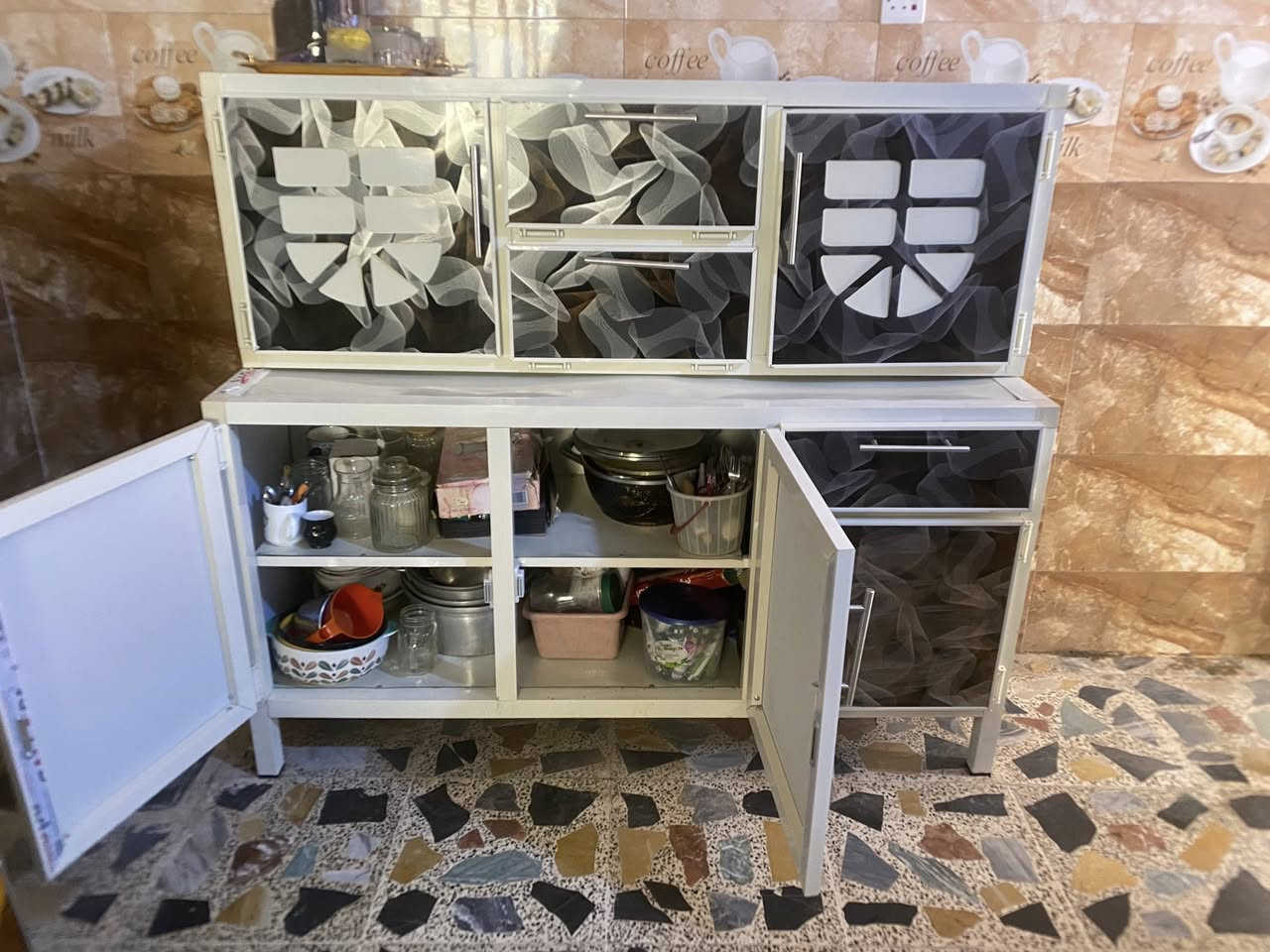 السلام عليكم كاونترالمنيوم  سنك مرمر  للبيع ٢٥٠مكاني شهداء العبيدي


**إذا كنت صاحب هذا الإعلان وتريد حذفه لأي سبب، رجاءا أرسل رسالة إلى الدعم الفني**