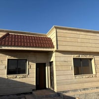 مجمع دريم ستي • ٢٠٠م • واجهة حجر