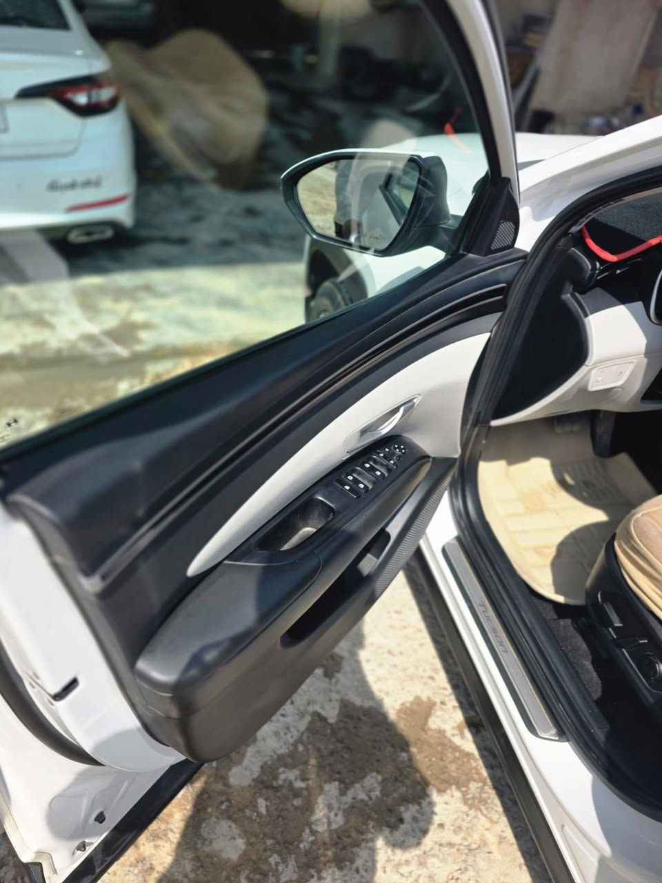 سلام عليكم للبيع كيه سبورتج 23كفاله عامه ماشيه 35 رقم اربيل السعر217وبيها مجال قليل العنوان نجف ستفسار اكثر *********** وبلخدمه
