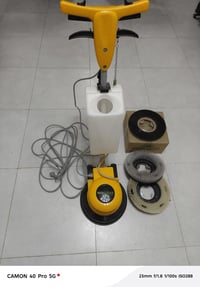 للبيع جلايه لتنظيف السجاد مع ملحقاتها السعر 350 استعمال مره واحده للاس...