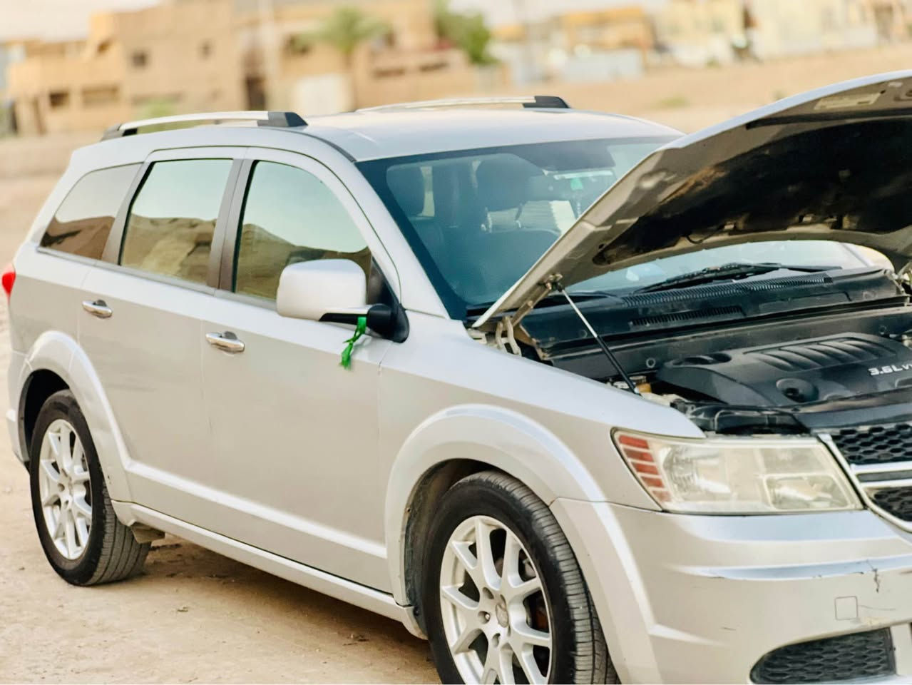 جورني ٢٠١٨ كلين كلين 
كفاله عامه من كير ومكينه وحداديه وتبريد ثلج وتخم تاير سياره باسمي تحويل مباشر سونار 
ماناقصه برغي 
مكاني الديوانيه عفك
موجود للاستفسار *********** آفاق, القادسية
