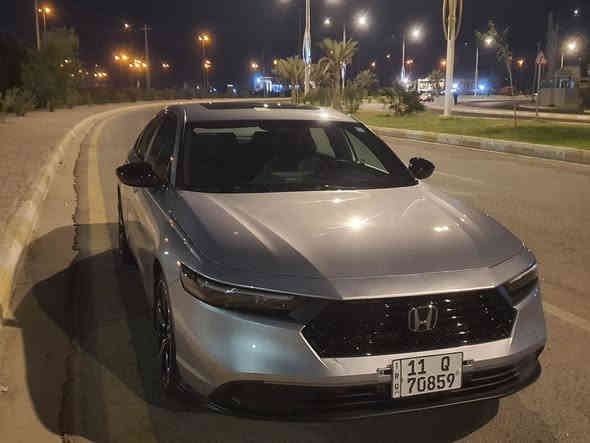 السلام عليكم
مرخصة مدير الكروب المحترم 
هوندا اكورد هايبرد موديل 24 فئة سبورت ضررها كما موضح بالصور فقط البنيد مبدل ومصبوغ وبيها كلير من امريكا الجاملغ وربع الباب وبيها رصعه ممسويها بلجاملغ الخلفي قليله كلش وبالصندوق ونقص رادار امامي 
سعرها/// 178 ورقه وبيها مجال شويه 
للاستفسار الاتصال على الرقم 
*********** اتصال 
*********** واتساب
