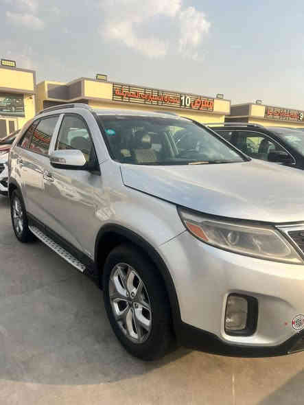 كيا سورنتو 2014
4سلندر مكينه وگير كفاله 
*********** .السعر (135)
٣ قطع صبق بدون دواخل والباقي مكفول
حداده نضيفه كهربائيات كلهه جاهزه 
تبريد تدفئه جاهزات
رقم بغداد الجديد بغداد
