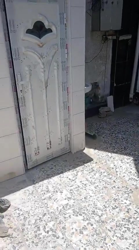 الاستفسار ***********3
سلام بيت للايجار مساحه 64العنوان شارع الخدمي النواب قرب المنتزه الضباط تفاصيل البيت واضح كلشي بل فديو سعر الايجار 500قفل
