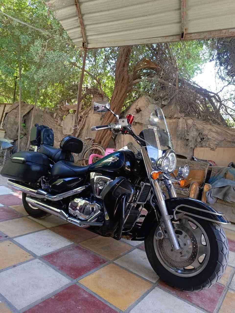 السلام عليكم
سازوكي انترودر 1500cc رقم بغداد انكليزي لوحتين بسمي 

Suzuki Introder VL1500LC أعلى فئة بالسازوكي 

الدراجة مزاد اليابان وعليه ادامة كاملة من اليابان وليبلاته موجودة وصور مزاده موجودة لا حادث ولا صبغ ولارصعة ولا فتح ولا تبديل مكفولة من التاير للتاير اني ماخذه رمبة محد غيري جانيه على ايدي كله على وضع الوكالة الدراجة هذا الموديل والون يجي مسستم من الشركة جامة وبلاجكتورات ودكم اضائة ديتونا وتجوة وسيباية ودوس عراض منضومة راديتر وتبريد دهن 

لاضافات لعليه منضومة زنون هالي ديفيدسون سستم صوت بلي اصلي قاعدة تلفون وقاعدة مطارة كت درع وجكمجات هالي ديفيدسون رود كنك اصلي بدون تحوير شفقات اشاير وتجوة سايق اصلية جنط VTX مع القواعد ام القفل كروزر سرعة جلكان ترحال 

الدراجة ماشية .42 . حقيقي عدتها لاصلية وياه 

مواصفات الدراجة متعة بالقيادة والسفر وهواي مواصفات مذكرته ما اريد اطول تكدرون اتبحثون عليه VL1500 LC

السعر 65.بيع فقط 
مكاني بابل 
***********

 الدراجة كلش متعوب عليه وليشوفه غالية عليه انشاء الله ياخذ اغاته وايصلي على الحبيب المصطفى ويعبر المنشور

تحياتي
