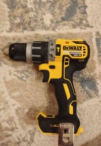 ديولت جديد لوك للبيع 07817674003