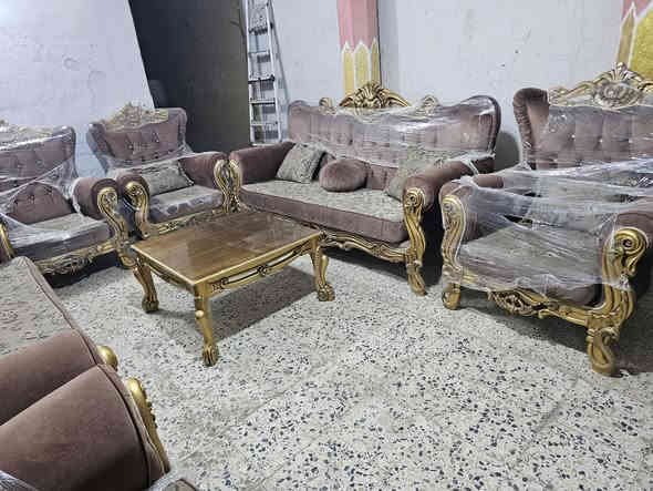 عرض ملكي تركي 😍
التفاصيل :... 
النوع: تركي ملكي🇹🇷

عدد: 10 مقاعد💺

نوع الخشب: زان تركي🪵

نسبة النظافة: 100 بدون اضرار🩼

يوجد توصيل محافظات وداخل بغداد 🚗

العنوان :بغداد الحسينيه قرب مستشفى التركي 🇹🇷

للحجز والاستفسار: *********** 💬
