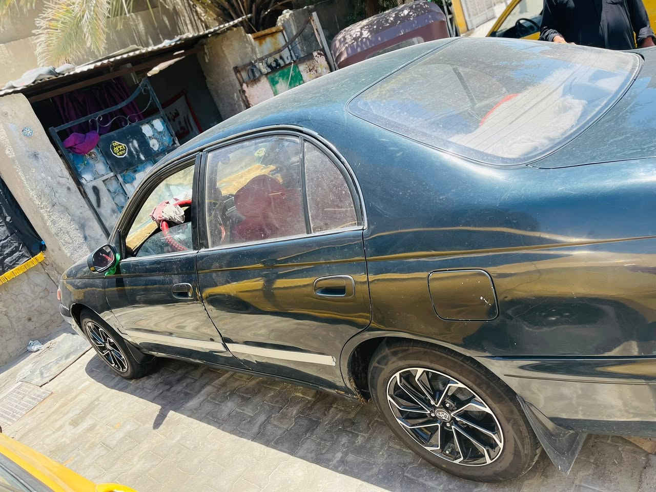كرونه للبيع مديل ٩٧نظيفه مكانه لبصره صبخه العرب ب٣٥وبيه مجال لشراي
