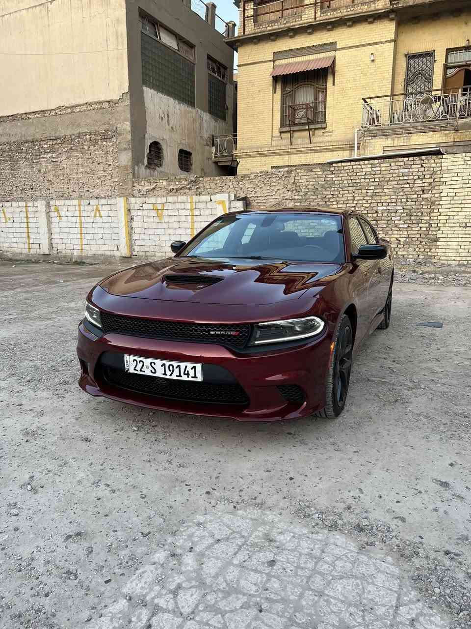 السلام عليكم حبايب للبيع جارجر جيتي اصل موديل ٢٣ دخول جديد رقم أربيل بأسمي تحويل مباشر مواصفات فول عدى الفتحة ممشى السياره ٢٦ كيلو متر مو ميل حادث السياره مرفق بالصور كلين بدون صبغ شرط الفحص بدون ايرباك السياره جديدة كلش والصور تحكم أمامك فقط حداديه أو راجع كله اصلي تخم تاير أو ويل كب جديد مكاني شارع فلسطين السعر ٢٩٥٠٠ أو قابل للتفاوض للاتصال ***********
