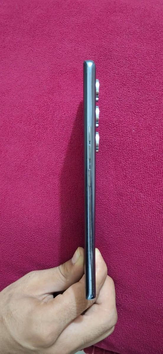 يالله سلام عليكم TECNO CAMON 40 Pro 5Gلون اسود ذاكره 256 ببجي 90 فريم 😶‍🌫 دبل سيمكارت بي فطور بل شاشه ما مثرات بشي ابد سعر 275 او مراوس بوكو لو ايفون ***********
