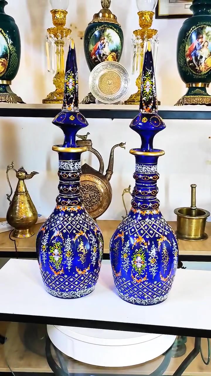 للبيع
زوج رماحيات منقوشه ارتفاع 54 سم اكتب تم يوصلك السعر


**إذا كنت صاحب هذا الإعلان وتريد حذفه لأي سبب، رجاءا أرسل رسالة إلى الدعم الفني**