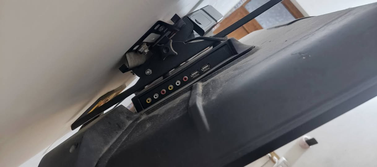 سلام عليكم تلفاز يون حجم32للبيع سعر100 النظافه100/100 اي عطل اوخلب مابي


**إذا كنت صاحب هذا الإعلان وتريد حذفه لأي سبب، رجاءا أرسل رسالة إلى الدعم الفني**