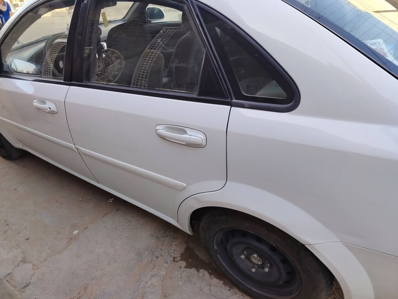 وبترا موديل 11بسمي سياره كفاله كير مكينه كشر صدر امامي وخلفي تخم تاير كله جديد سعر 80 وبيها مجال كلش بصي مكان مدينت الصدر حي طارق ***********
