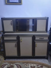 كاونتر مستعمل نظيف للبيع يحتاجلة شوي ترتيب مثل يدات والسجة مال مجر الب...