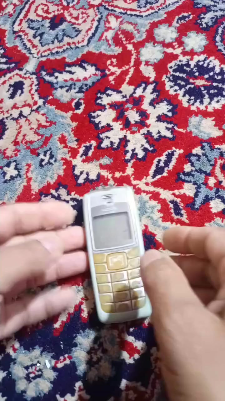 سلام عليكم نوكيا 1112 هنكاري مستعمل شغال بدون بطاريه وقبق وشاحن


**إذا كنت صاحب هذا الإعلان وتريد حذفه لأي سبب، رجاءا أرسل رسالة إلى الدعم الفني**