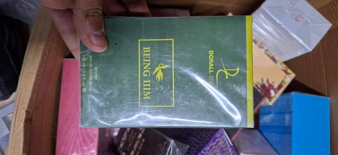 عطور ماستر كوبي خليجي بسعر مناسب القطعة  ب 5 الي ياخذ  شلعه اله خصم  متوفر توصيل لكافة المحافظات 
للحجز مراسله الصفحة أو واتساب ***********
