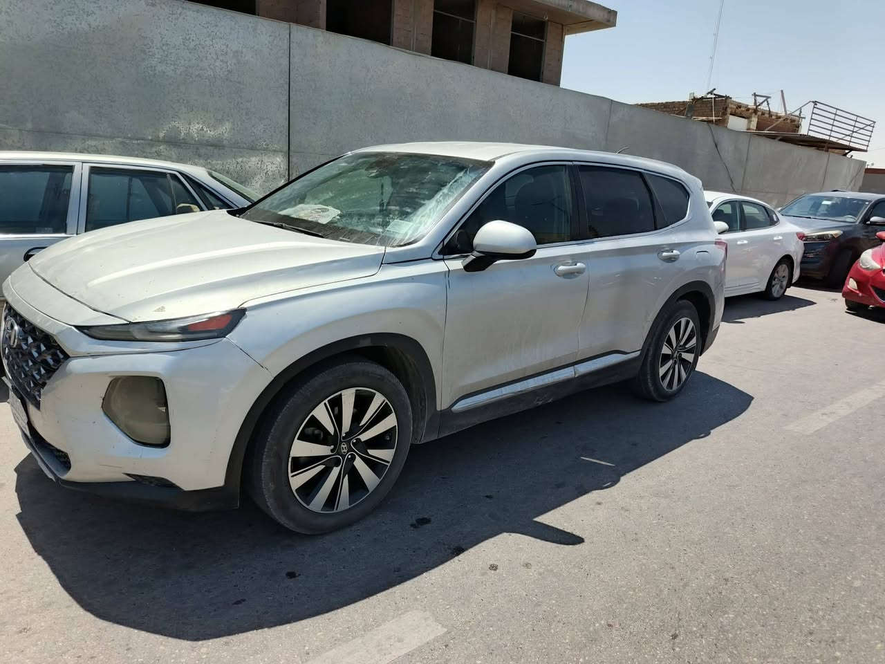 مكلف بالنشر
***********

سنتافي 2019 الشكل الجديد

سنويه لل2028 باسمي  

كير محرك ع الشرط كفاله

بيها 3 قطع صبغ فقط فقط

مكان السيارة - السماوة 

مكلف بالنشر  للاتصال

***********
