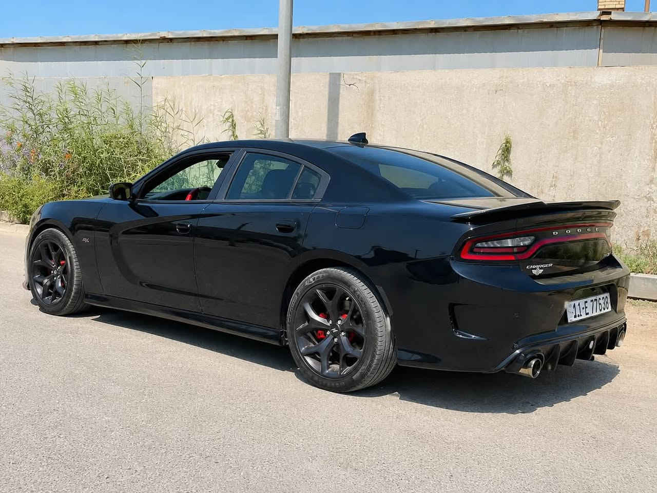 � للبيع | دودج تشارجر GT موديل 2019 🔥

🖤 لون أسود لامع – مظهر رياضي وهيبة على الطريق.

✅ موديل: 2019
✅ فئة: GT
✅ محرك V6 سعة 3.6 لتر
✅ جير أوتوماتيك 8 سرعات
✅ دفع خلفي (RWD)
✅ شاشة لمس كبيرة مع Apple CarPlay وAndroid Auto
✅ كاميرا خلفية
✅ حساسات (سونار)
✅ تشغيل بصمة + ريموت ستارت
✅ تحكم بالمقود (ستيرن)
✅ جنوط رياضية
✅ إنارة LED
✅ السيارة نظيفة وجاهزة للاستخدام.
الرقم بغداد

📍 الموقع: ذي قار الرفاعي

💰 السعر: يُذكر عند التواصل أو حسب الاتفاق.

📞 للاستفسار أو المعاينة:
***********

📩 أو راسلني على الحساب.

للشراء الجاد فقط، والبيع أو المراوسة على المعقول.

