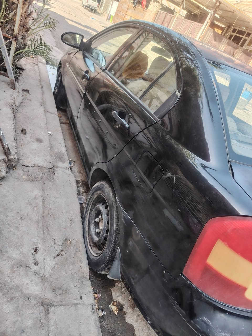 🚗 للبيع: هيونداي أكسنت 2007 (وارد أمريكي)
🔹 المواصفات:
النوع: Hyundai Accent 2007
وارد: أمريكي 🇺🇸
المحرك: 1600 cc
التبريد: شغال 👍
🔹 حالة السيارة:
حادثها: جاملغ أمامي
صبغ: بيها 3 قطع
تحتاج ترتيب بسيط
تايرات جديدة 🛞
بطارية جديدة 🔋
رقم ديالى
السيارة باسمي
التحويل مباشراً 
📞 للتواصل:
***********
السعر ٥٧ وبيها مجال جدآ بسيط
