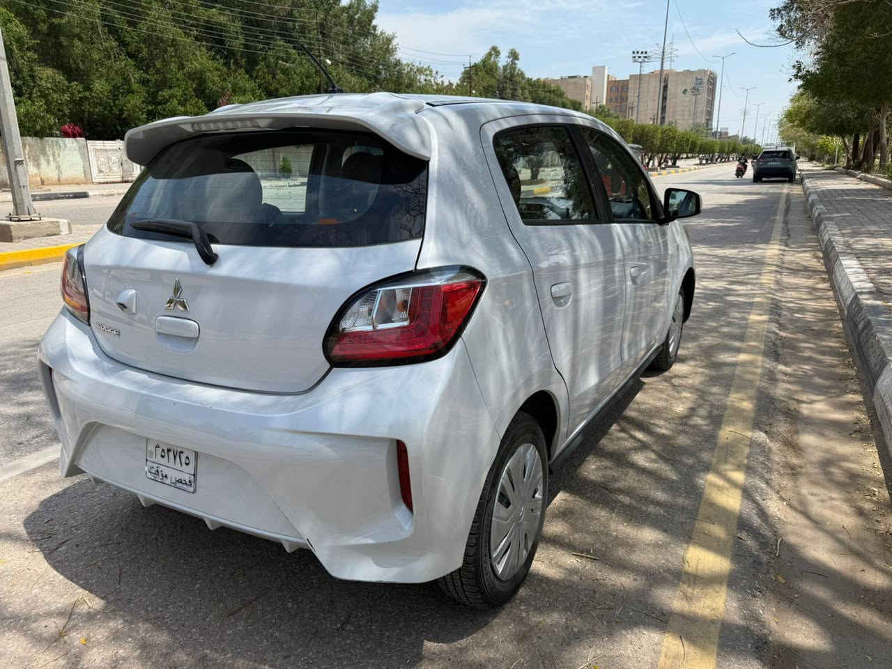 ميراج 2024 ESوارد امريكي
محرك 1200
ماشية 9الف
 مكان سيارت كربلاء
 بدون رقم  السعر 65$نهائي
حادث تبديل بنيد وتعديل بارد نص جاملغ  لباقي مكفول
***********
*********** كربلاء, العراق
