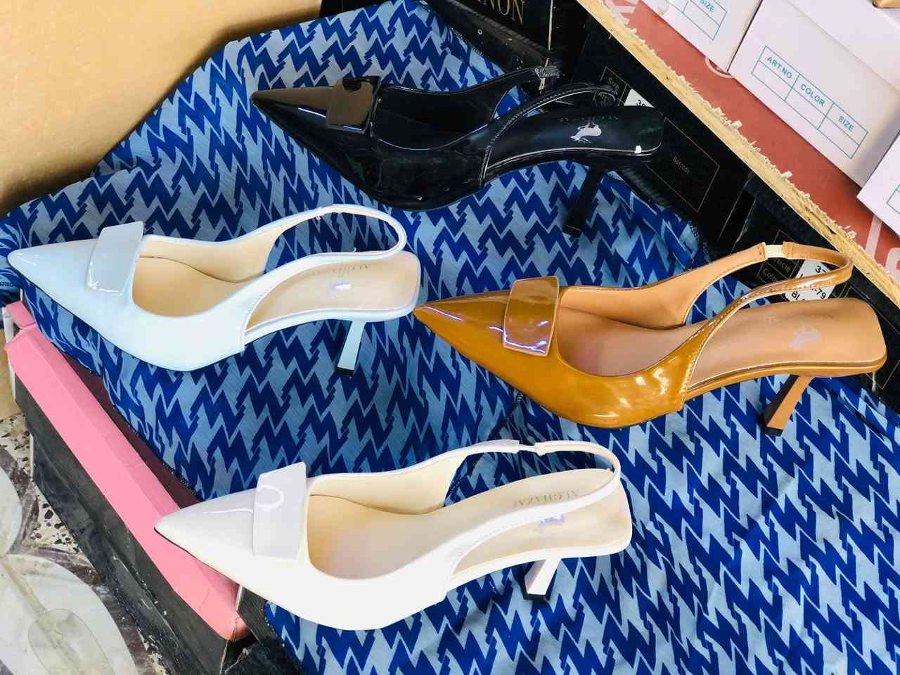 كعب 👠 نسائي السعر ارخص شي
٧ لل٨ الف جميع القياسات متوفره 
الفرع الاول سوق الدوره حي الاثورين مجمع عبدالله العامري 
الفرع الثاني السيدية قرب جامع الاقصى كلشي رخيص 
للحجز مراسله الصفحه 
واتساب ***********
