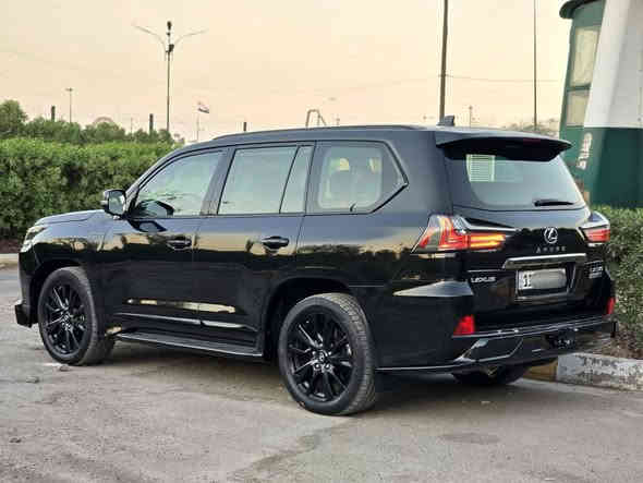 للبيع او مراوس 
لكزز  2020  كورو جديده 
مواصفات الكورو تجي اعلى مواصفات بالكزز 
السيارة ماشية 60 الف كيلو السيارة جديدة وجاهزه 
داخل جلد احمر رادارات فتحة ماوس شاشات 
خمس كامرات جكات كشنات تدفئة تبريد وخزن ميموري هواي مواصفات بالكورو كفاله عامه
باستثناء أقل اربع اصابع بارد والباقي كفاله
رقم بغداد ومكانها بغداد السعر 86000دولار
( 8 شدات و 60 ورقه )
للإستفسار ***********
