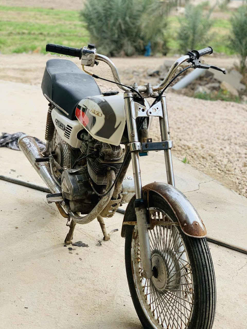 السلام عليكم دراجه كلك كلك محركه ١٥٠ موديل ١٧ مكفوله من السرقه دراجه جاهزه شوفت عينك مكاني حله حمزه الغربي مامتواجد خاص رقمي *********** 👌
