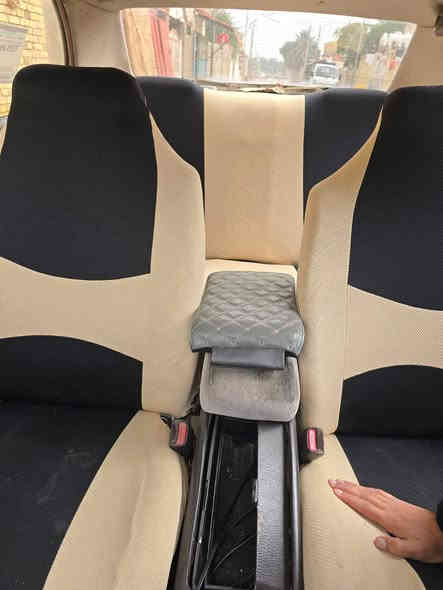 السلام عليكم
للبيع سيارة بطة منفصل رقم بغداد مشروع وطني موديل1993
اللون ابيض لؤلؤي بلادية كفالة من الكص ونقل الجثة والضربة والعيب الشرعي. 
السنوية ل2028 سيارة دواخلها حلوة ونظيفة مال جناي العنوان ميسان السعر 60 وبيها مجال 
إتصال *********** عمارة
