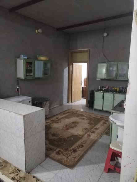 بيت بحي  الجهاد للبيع الشارع الثالث جهة معمل الحب ثاني بيت عرض الشارع ١٥ متر أعرض شارع بحي الجهاد  مساحة ١٢٥ متر بي غرفة نوم 5 في 5 مع حمام داخلي ومنور خلفي ومطبخ 3 في 4 ونص وصاله ٤ في 5 مفتوحه على المطبخ مع أساس إستقبال 4 في 5 وطرمة وصحيات خارجية سعره ١٦ ينباع نقد وينباع مقدمة ١٠ والباقي حسب الاتفاق للإتصال ***********
***********
