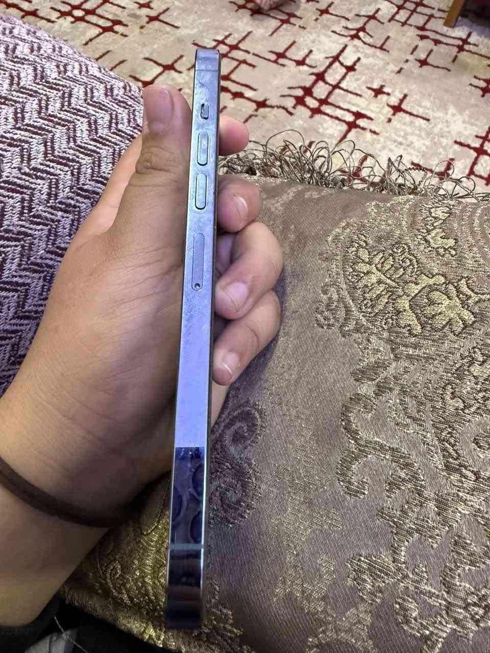 سلام عليكم
ايًفون 13 Pro Max
ذاكره 265
بطاريه85
جهاز ممفتوح تع افصح وشوف 
شرق اوسط 
ارجع وكرر جهاز ممفتوح جيب مصلح وفحص 
سعره 750 بي مجال للشراي 
العنوان المشتل 
الرقم ***********
