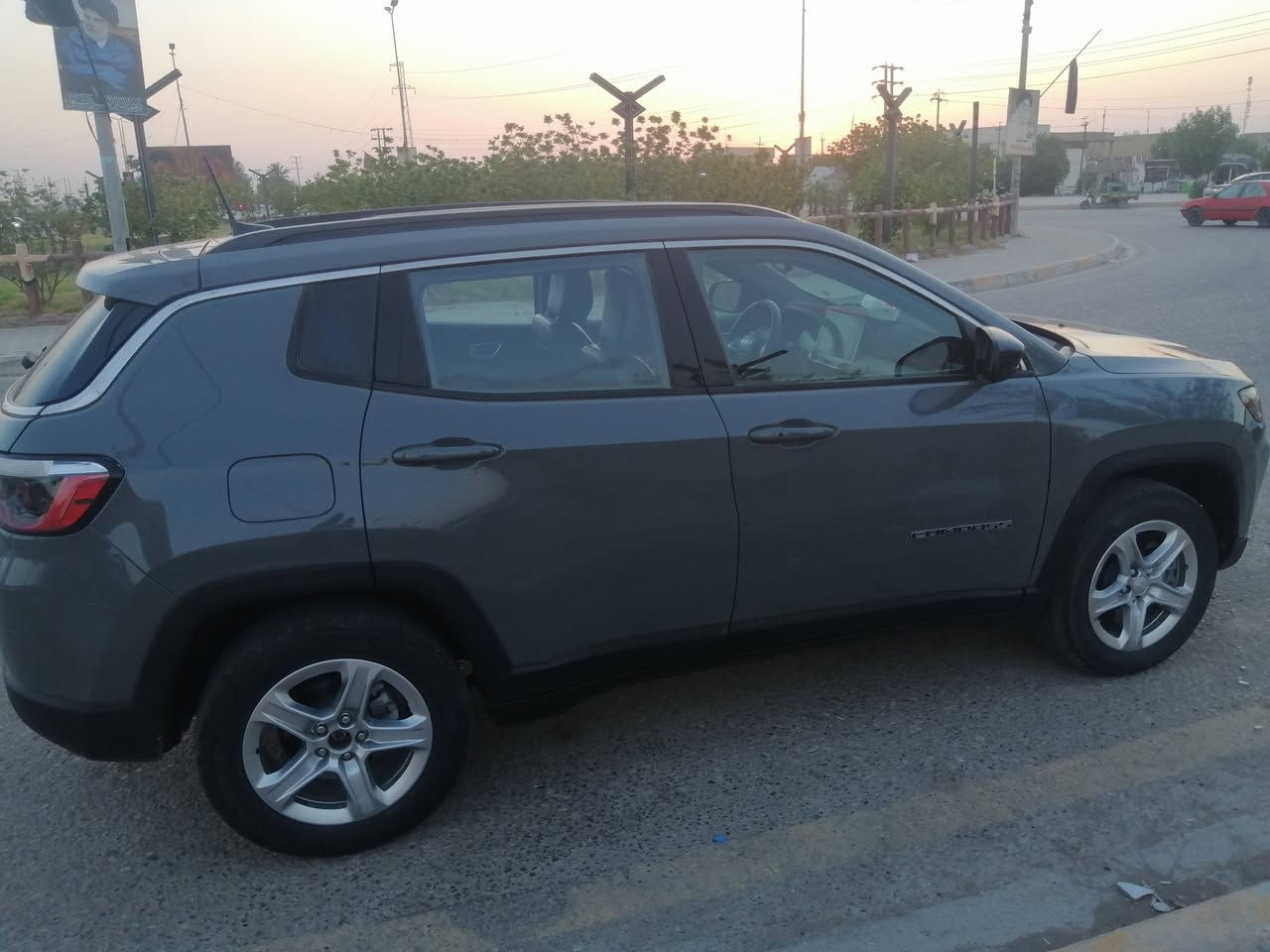 للبيع  2023 Jeep Compass, Latitude

ماشية 14 الاف  

الضرر // كما موضح في الصور مامبدل بيه اي قطعه كلهن مراجعات بارد 

المواصفات

اللون  سمنتي 

محرك 2.0 توربو بقوة (200 حصان)

دفع رباعي  AWD

4 وضعيات قيادة

مساعدة على النزول من المنحدرات

اوتو ستارت

تبريد  قطعتين

بصمة دخول ذكي

هند بريك دكمة

لايت عالي ناصي لد ابيض

شاشة لمس

كامرة خلفية دوار

حساسات خلفية

كشنات جلد 

فول تحكمات استيرن

رادار امامي

رادار جانبي نقط عمياء

المحافظة على المسار

اشاير بلمري

السيارة جاهزة ومابيها نقص.  
السعر : 155وبيه مجال

الرقم :078‪73537649


**إذا كنت صاحب هذا الإعلان وتريد حذفه لأي سبب، رجاءا أرسل رسالة إلى الدعم الفني**