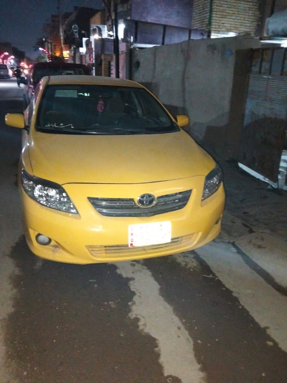 السلام وعليكم كورلا البيع وارد امريكي بدون دواخل السيارة بيهه محرك جديد1800 بسمي تحويل ثاني يوم 
مكان بغداد السعر 93ورقه وبيهه مجال الشراي 
***********
