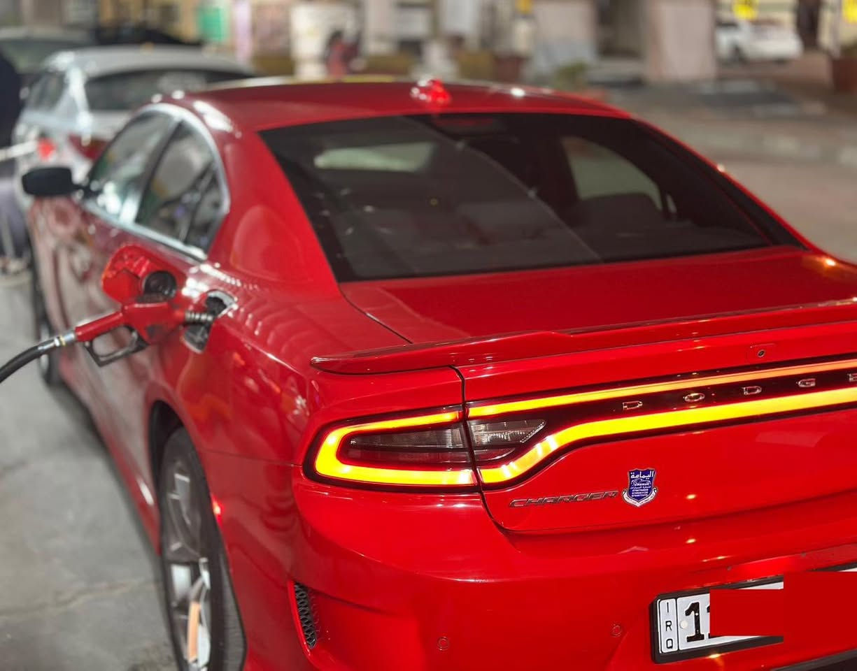 Gt 2023 last call
*********** 

جارجر جي تي 

سماعات الباين 

مقاعد اماميه كهربائية

مرايا متحسسه للاضاء العالية 

كامرة خلفيه دواره

شاشة كبيرة

تشغيل عن بعد

لايت زنون بلادي  

كشنات حضن 

حساسات خلفية 

دكمة سبورت

Super track

Lunch control 

تشغيل عن بعد

حادثها كسر دعامية فقط والباقي مكفول من الصبغ والبارد 

السيارة ماشية 8 الف فقط فقط جديده جدا ومضمومه بحالة الوكالة 

 رقمها بغداد باسمي

مكانها بغداد / الكرخ

***********

 اتصال فقط رجاءاً
