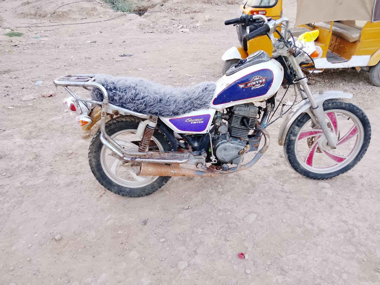 السلام عليكم جني للبيع شراي يتفضل خاص تجفيت صار يومين مجفت
سلف شغال هورن شغال اشاير لايت بك لايت كله شغال 
سعر 250بي مجال قليل


**إذا كنت صاحب هذا الإعلان وتريد حذفه لأي سبب، رجاءا أرسل رسالة إلى الدعم الفني**