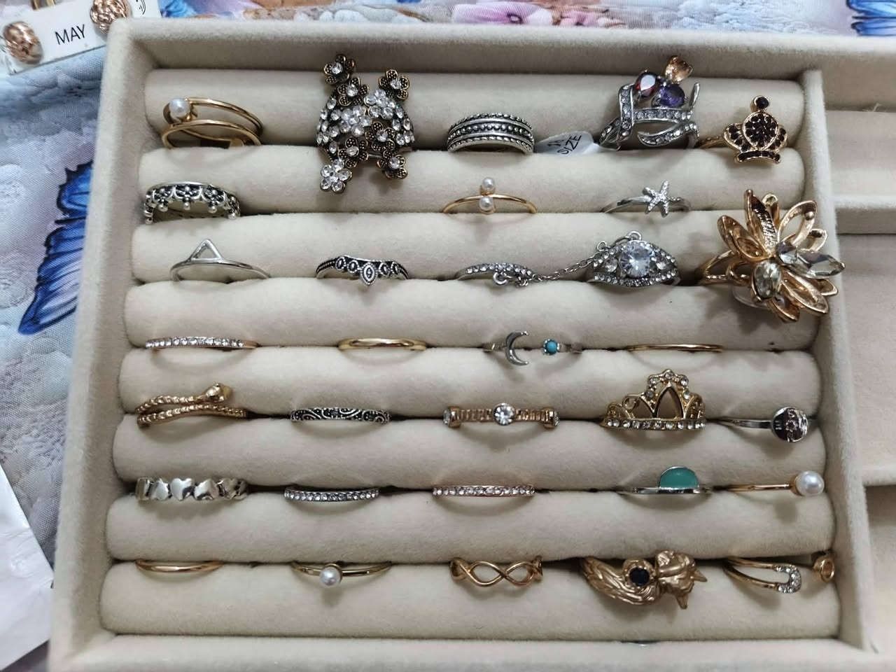 شلعه ٢٠لف مع توصيل


**إذا كنت صاحب هذا الإعلان وتريد حذفه لأي سبب، رجاءا أرسل رسالة إلى الدعم الفني**