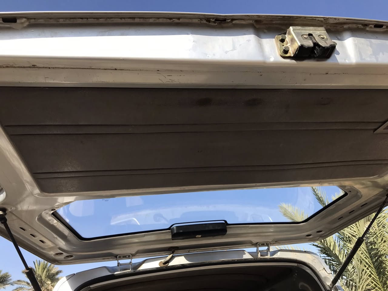 ليفان موديل 14 عشره راكب جديده عداد المسافه 100وقابله للزياده مكان السياره ذي قار السعر 35 📞 ***********
