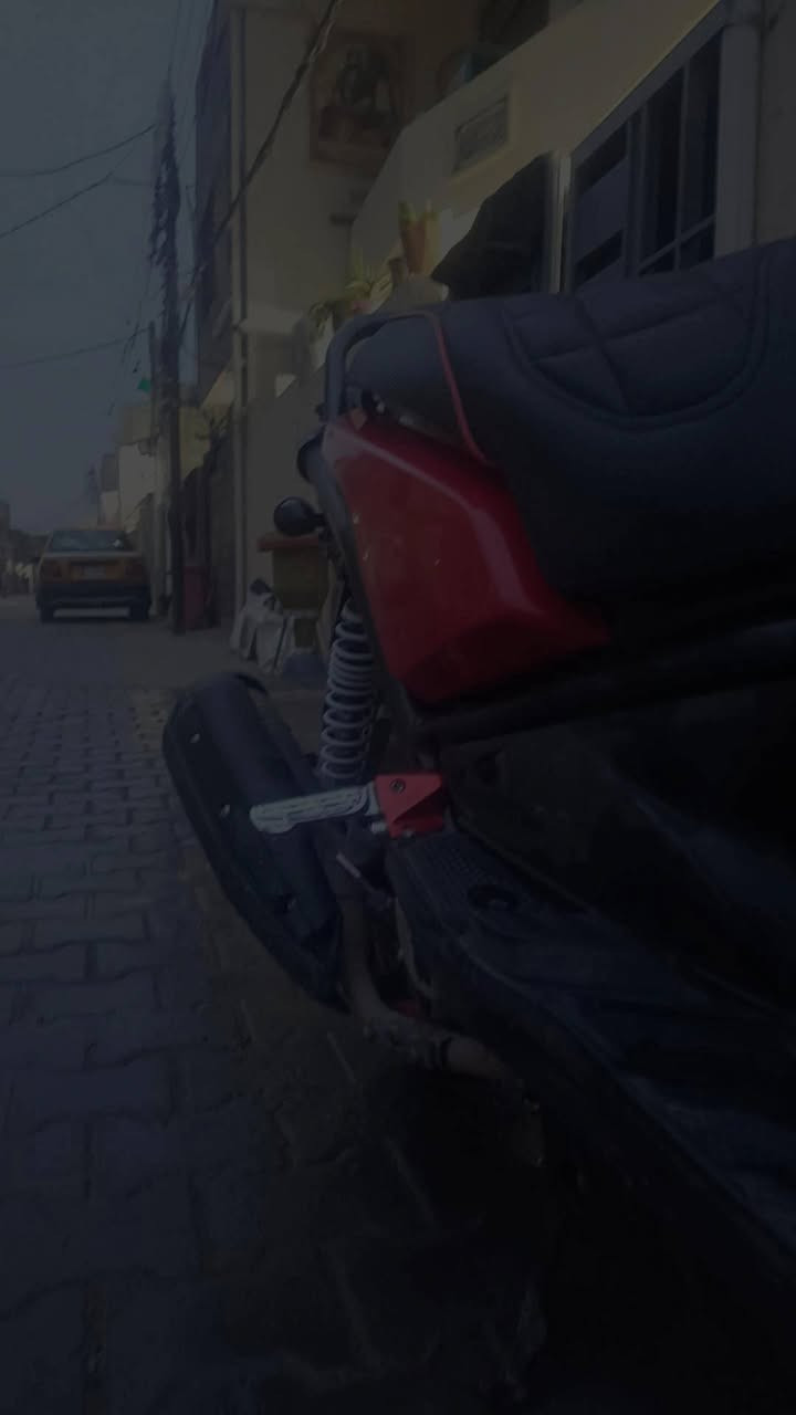 سلام عليكم جبلي صار 20يوم من نزلته من الرمبه مكفولة كفاله عامه السعر 1250مكانه بغداد الشعله ***********
