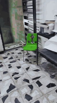 قاعه للبيع مكان مدينة الصدر قطاع 71 اي استفسار 07727602512