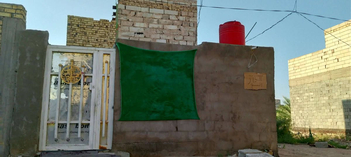 سلام عليكم دار للبيع مساحته ٦٥ متر سند ٢٥طابو زراعي مكانه علوت فحل وره فلل السعر ١٠ ملايين بي مجال ***********
