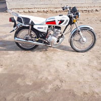 دراجه تايكر 21اوراق بيها النمره الرابعه تفلت شي بسيط  أوراق كامله المو...