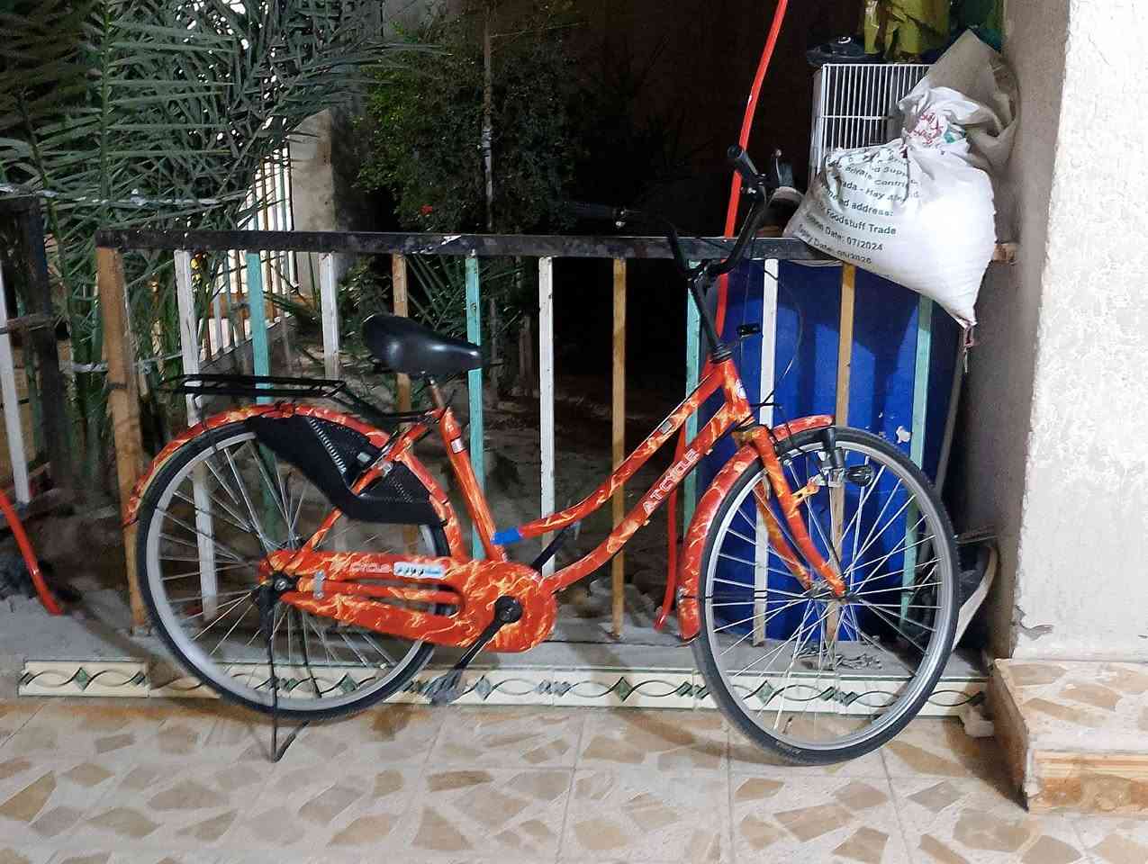 السلام عليكم ورحمه الله وبركاته بايسكل حجم 26 اللون المرغوب بالياباني حجي فول نظافة  تلقاهن  وخدمتك زين مكاني حي حسين جديد منيسان لاستفسار *********** فول يابان والسعر 155 ونهايته 140 وتحياتي
