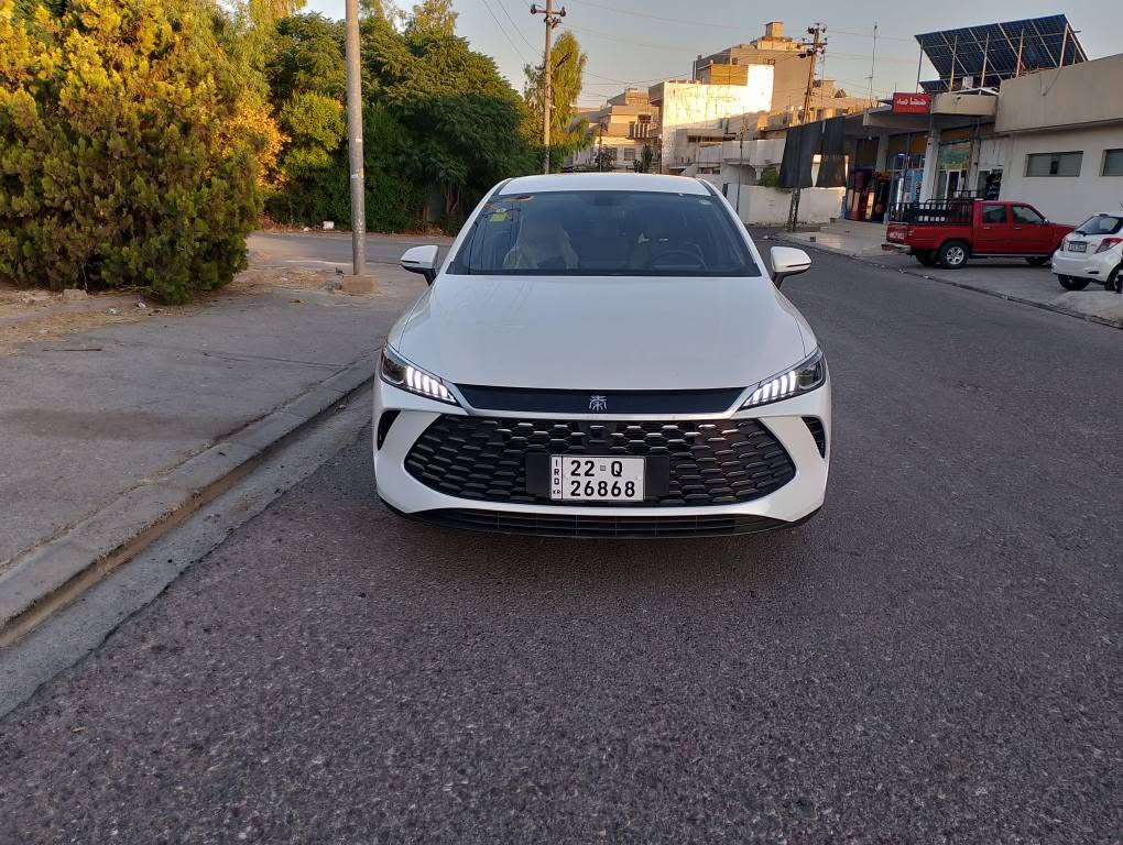 BYD QIN PLEASE 2025
***********
موديل 2025
7 هةزار رويشتووة 
هيچي نية 
بي صبوغ بي سارد بي تةزرة 
بوياغ تةنك 
ناو زةيتوني 
كارت و شةحني بيلادي لةگةلة 
سعر :126$ قفل 
شوين هةولير 
موبايل واتس 
*********** أربيل, العراق
