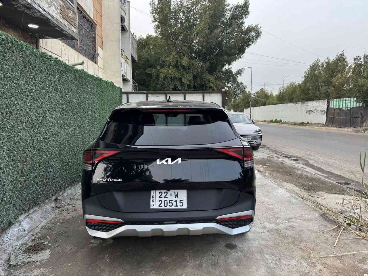 سلام عليكم
كيا سبورتج ٢٠٢٤ 
وارد أمريكي  
سياره جديده جديده 
ضرر باب خلفي 
السعر ٢٣ 
***********
