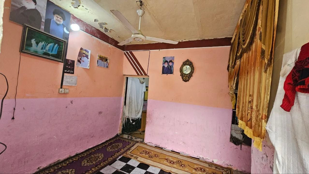 سلام عليكم بيت للبيع او المراوس بيت اكبر معه الفرق مساحه 50 شارع عشرين شارع الامام الكاضم ستفسار ***********
