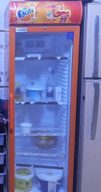 لبيع ثلجه الي يريد الاتصال/07510436078