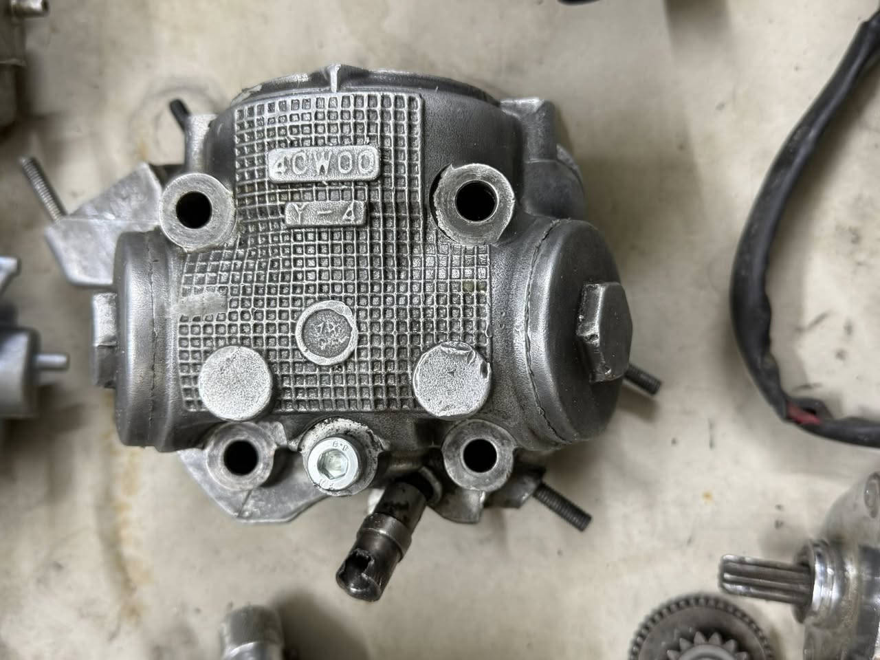 كلمن وسعره داخل الصوره  (توصيل ماعندي)
مكاني شارع حيفه او جامع براثه 
***********
