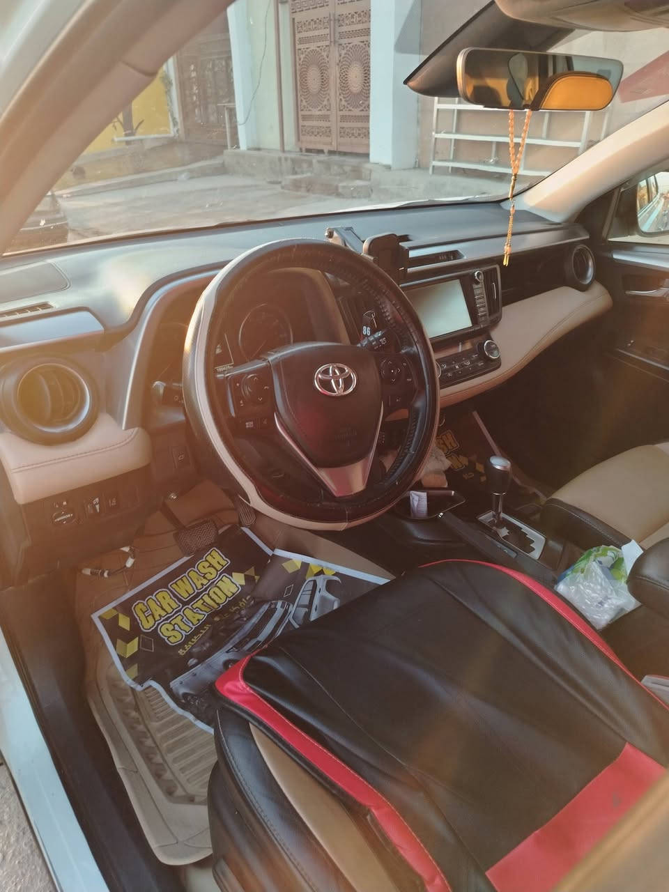 سيارة راف فور ١٨ وارد أمريكي ابيض لؤلؤي سليمانية ضرر بنيد وجامرلق يمن صبغ وجامرلق يسرى مبدل بلاي باسمي معروض ١٧٥ بيه مجال للشراي التواصل ***********
