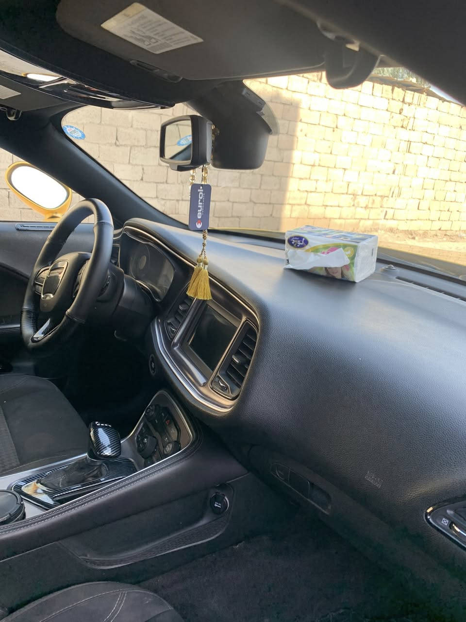 جالنجر موديل 18 رقم سليمانيه هزه وسنويه جديده السياره ماشيه 86 حادثه جاملغ امامي بدون دواخل بدون ايرباك  مكينه3/6SXT شاشه جبيره تبريد وميكانيك كفاله السياره احلى من الصور مكان بغداد ابو غريب السعر180 ***********واتساب وخاص مفتوح
