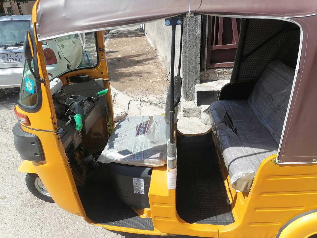 سلام عليكم تكتك للبيع موديل 2019 مكفوله كفاله عامه معمره بس دوس بإسمي تحويل ثاني يوم مكاني بغداد حي الجهاد ***********
