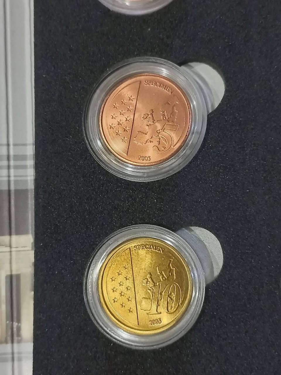 وصل حديثا
بيع مباشر ٥٠ الف دينار سعر ثابت رجاء
سيت اليورو سبيمان بروف سيت
تذكاري اليورو ٢٠٠٥
٨ قطع بروف
حافظة اصلية
كتلوك اصلي
اصدار محدود جدا ١٠ الف قطعة فقط


**إذا كنت صاحب هذا الإعلان وتريد حذفه لأي سبب، رجاءا أرسل رسالة إلى الدعم الفني**